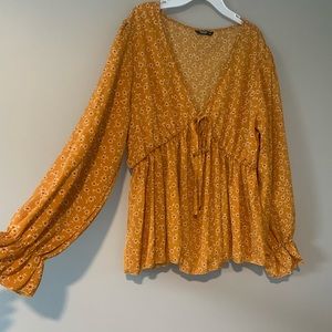 Woman’s Plus Floral Top